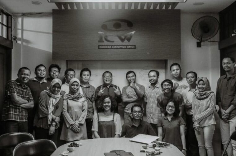 Usaha Untuk Berdikari Ala ICW